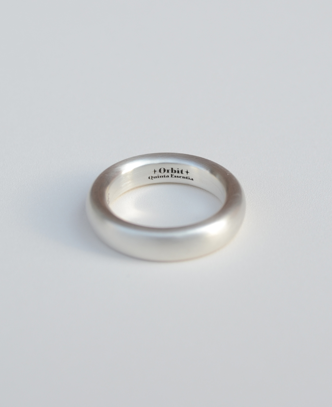 Oval Ring